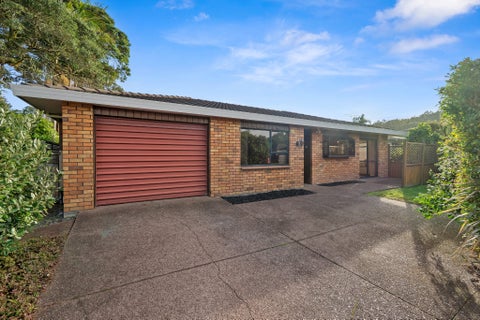8A Forest Glen, Orewa, Orewa