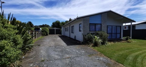 15 Fraser-Collin Crescent, Dannevirke