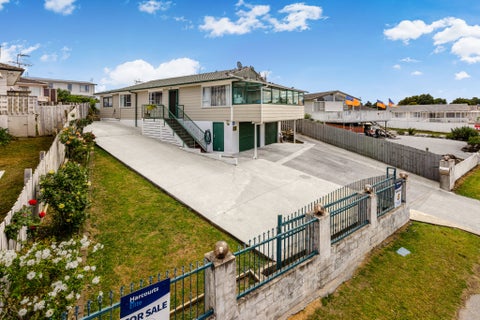 10 Ferndown Avenue, Papatoetoe, Auckland