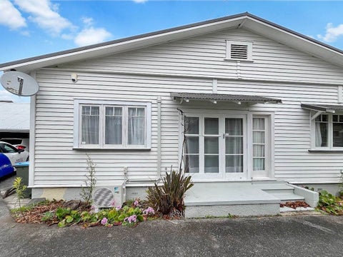 2/8 Karetu Road, Greenlane, Auckland