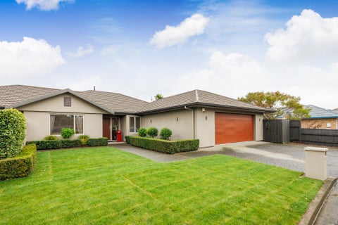 3 Lourie Way, Fitzherbert, Palmerston North