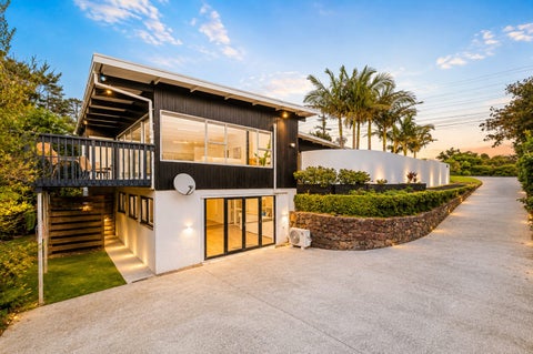 137 Albany Highway, Unsworth Heights, Auckland