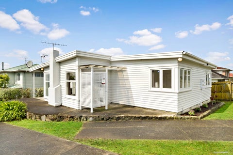 191 Te Atatu Road, Te Atatu South, Auckland