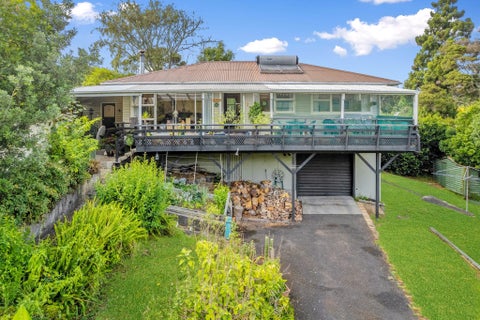 54 Paragon Avenue, Beach Haven, Auckland
