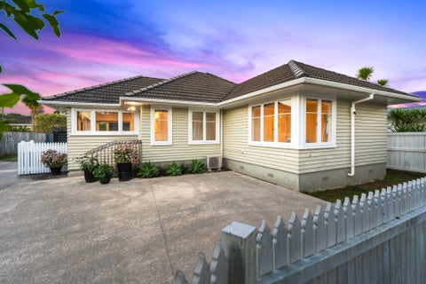 11 Lynden Avenue, Hillcrest, Auckland