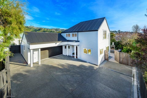 2/71 Eastern Terrace, Beckenham, Christchurch