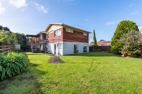 11 Pamela Place, New Lynn, Auckland