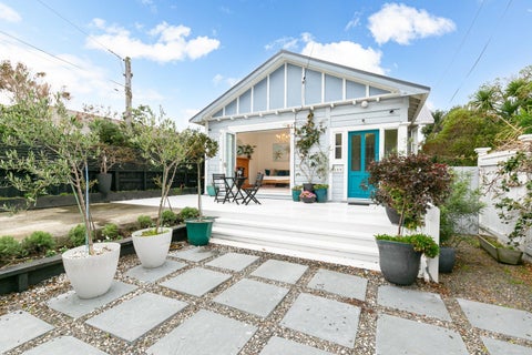 159 Queens Drive, Lyall Bay, Wellington