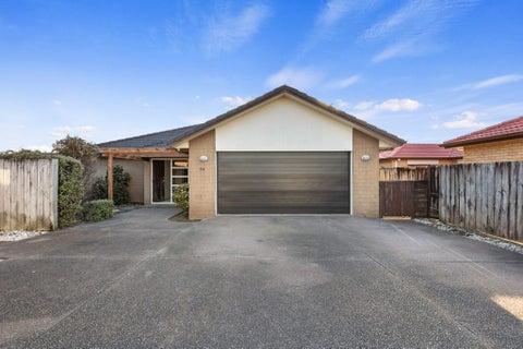 54 Oriental Parade, Papamoa Beach, Papamoa