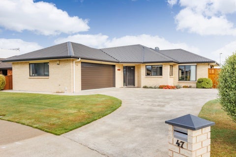 47 Balrickard Way, Milson, Palmerston North