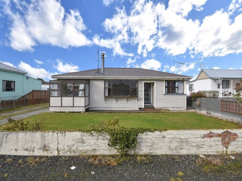 7 Spenser Street, Milton