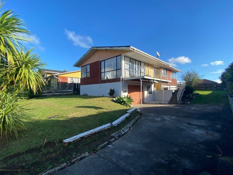 14 Hollinbrigg Place, Manurewa, Auckland
