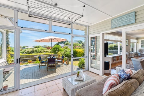 16 Webber Street, Paraparaumu Beach, Paraparaumu