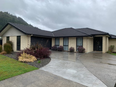 6 Tui Drive, Picton