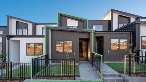 4/4 Limestone Drive, Hobsonville, Auckland