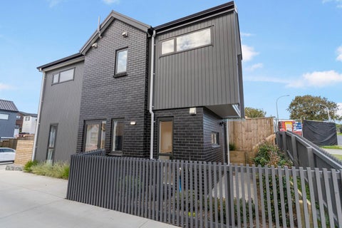 2/12 Ayr Road, Pakuranga, Auckland