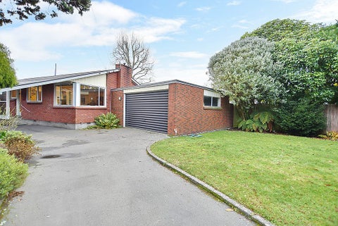 8 Ron Place, Bishopdale, Christchurch