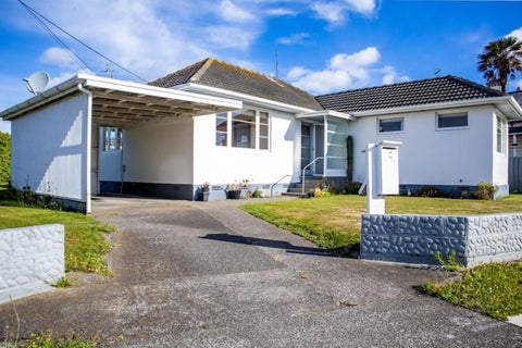 54 Camberwell Road, Hawera