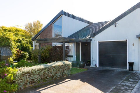 4 Corwen Place, Mayfair, Hastings
