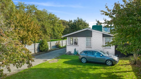 25 Main North Road, Woodend, Woodend