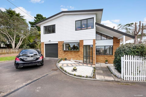2/78A Woodglen Road, Glen Eden, Auckland