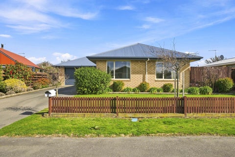 6 Seadown Crescent, Amberley, Amberley