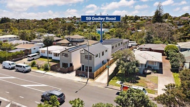 8/59 Godley Road, Green Bay, Auckland