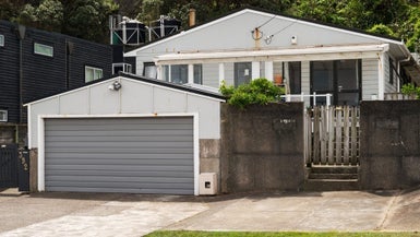 392 The Esplanade, Island Bay, Wellington