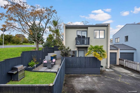 5 Sun Place, Henderson, Auckland