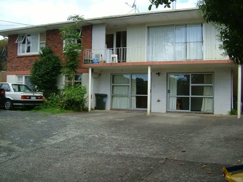 77 Lake Road, Northcote, Auckland