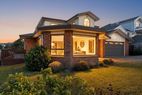 19 Derry Hill, Churton Park, Wellington