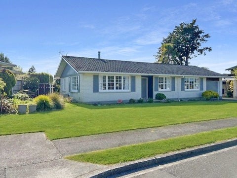 14 Liverpool Street, Solway, Masterton