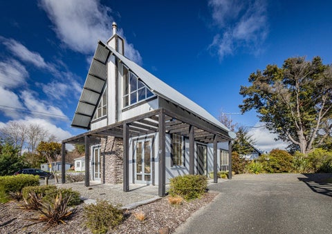 16B Tay Street, Ohakune