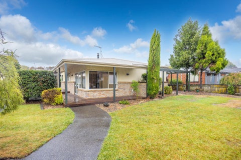 9 Cromwell Drive, Fitzroy, Hamilton