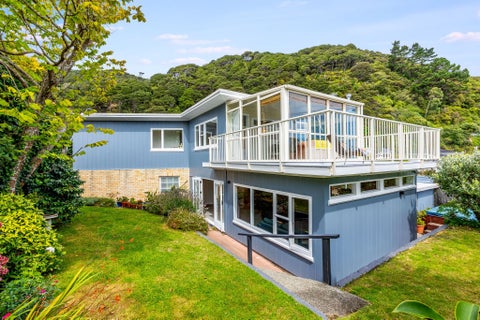 304 Muritai Road, Eastbourne, Lower Hutt