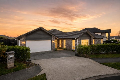4 Wishbone Court, Flagstaff, Hamilton