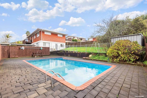 8 Nui Mana Place, Te Atatu South, Auckland