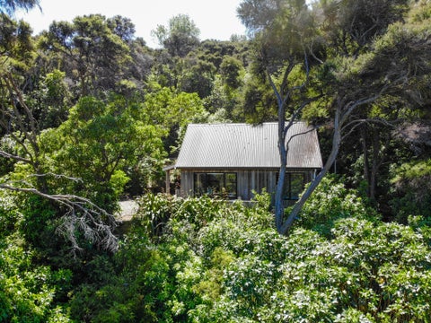 6888I Christchurch Akaroa Road, Takamatua, Takamatua