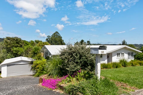 38 Puketaha Road, Swanson, Auckland