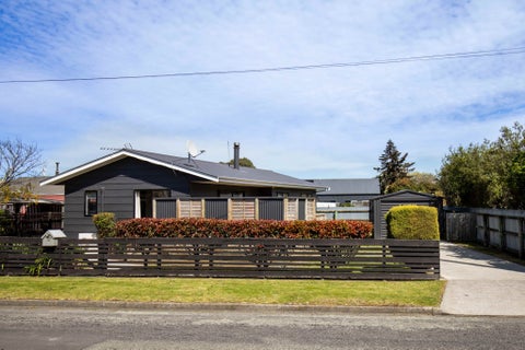 18 Strasbourge Street, Martinborough, Martinborough