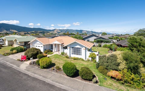 5 Rosaline Frank Street, Stoke, Nelson