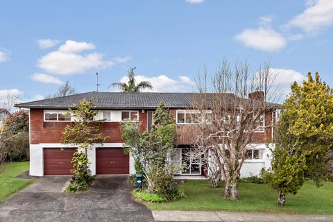 1 Lilburn Crescent, Massey, Auckland