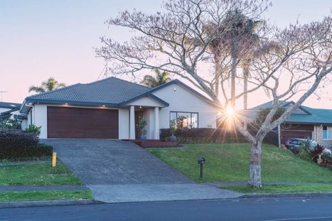 87 Te Wharau Drive, Greenhithe, Auckland