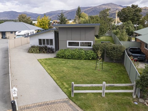 27 Fenwick Crescent, Cromwell, Cromwell