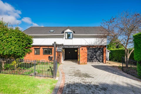 10 Kakariki Grove, Waikanae, Waikanae