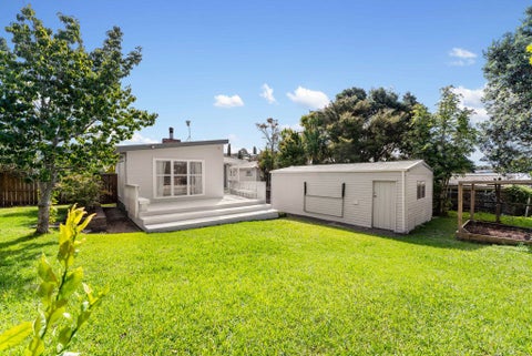51 Valonia Street, New Windsor, Auckland
