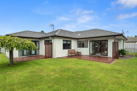 12 Buckingham Place, Rototuna North, Hamilton