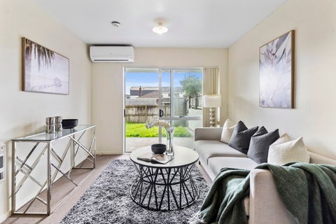 1/242 Great North Road, Henderson, Auckland