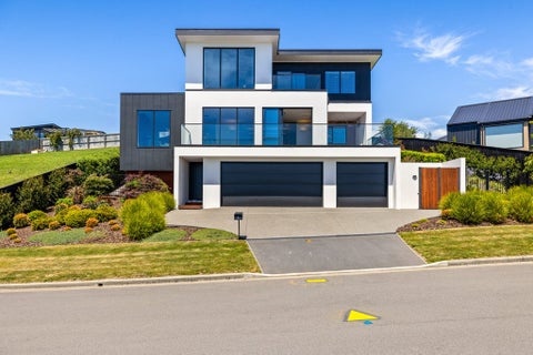 8 Caldberg Close, Westmorland, Christchurch