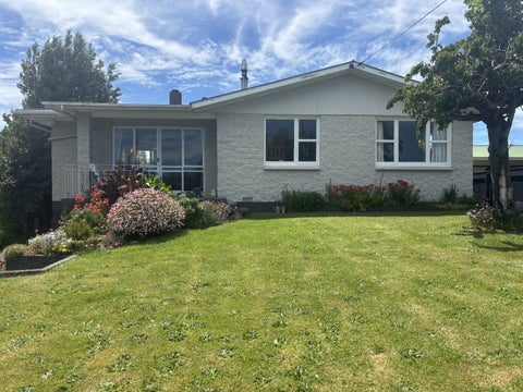 18 Brook Street, Renwick